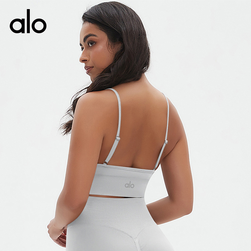 ALO YOGA💰73💎支持一件代发
aloyoga 吊带美背紧身运动内衣瑜伽服速干健身瑜伽文胸
【品牌】ALO 
【款号】WX6666
【面料】锦纶/氨纶
【颜色】深灰色，黑色，棕色，月光白，深蓝色
【尺码】S，M，L
 专柜同款品质，厂家直销，货源充足，售后保障