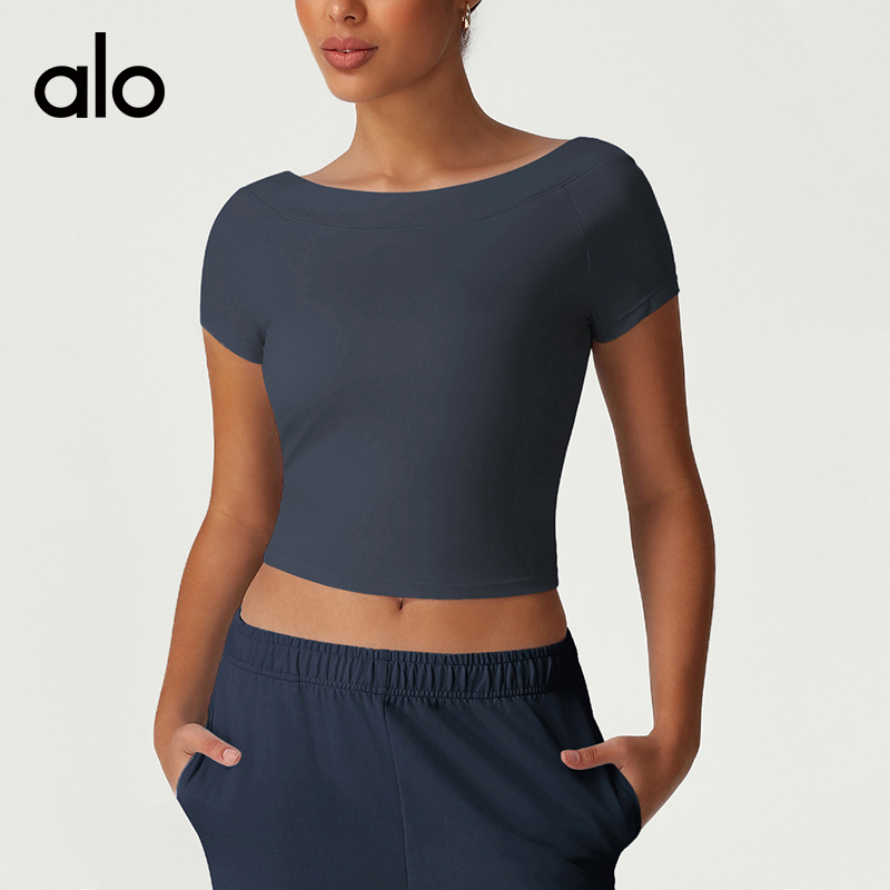 ALO YOGA💰78💎支持一件代发
aloyoga 性感修身塑形运动上衣休闲瑜伽服高弹短袖
【品牌】ALO 
【款号】DX2528
【面料】锦纶/氨纶
【颜色】淡蓝色，棕色，灰蓝色
【尺码】S，M，L，XL
 专柜同款品质，厂家直销，货源充足，售后保障
