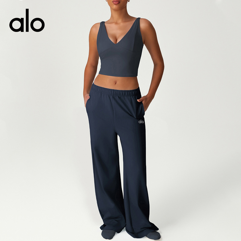 ALO YOGA💰88💎支持一件代发
aloyoga 宽松舞蹈运动阔腿裤户外训练直筒拖地瑜伽裤
【品牌】ALO 
【款号】CK2528
【面料】人棉/涤纶/氨纶
【颜色】淡蓝色，棕色，灰蓝色
【尺码】S，M，L，XL
 专柜同款品质，厂家直销，货源充足，售后保障