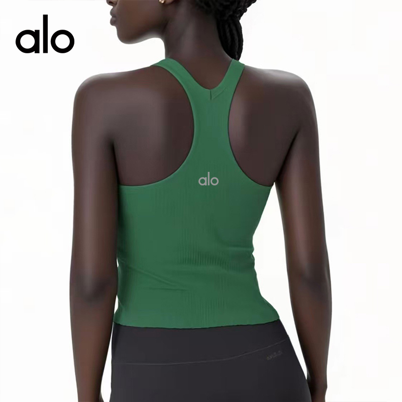 ALO YOGA💰78💎支持一件代发
aloyoga 螺纹高弹瑜伽背心短款带胸垫工字美背跑步运动背心
【品牌】ALO 
【款号】BX2399
【面料】聚酰胺/氨纶
【颜色】湖水蓝，宝绿色，星耀黑，象牙白，牡丹粉，玫红色，克莱英蓝，咖啡色
【尺码】S，M，L
 专柜同款品质，厂家直销，货源充足，售后保障