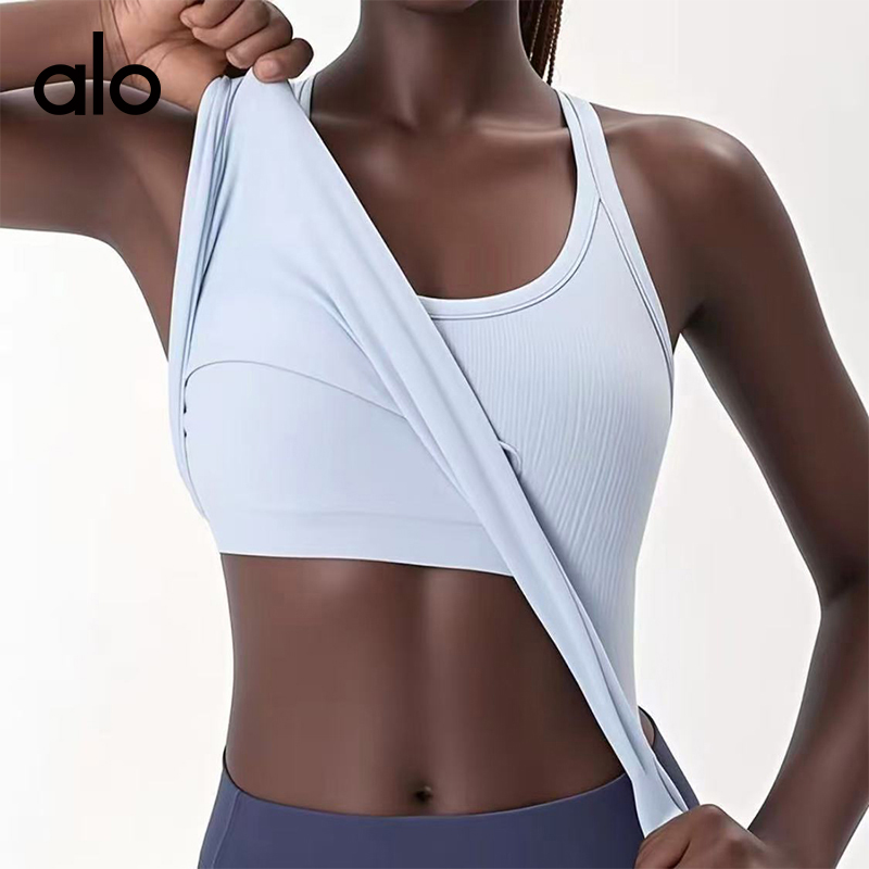 ALO YOGA💰78💎支持一件代发
aloyoga 螺纹高弹瑜伽背心短款带胸垫工字美背跑步运动背心
【品牌】ALO 
【款号】BX2399
【面料】聚酰胺/氨纶
【颜色】湖水蓝，宝绿色，星耀黑，象牙白，牡丹粉，玫红色，克莱英蓝，咖啡色
【尺码】S，M，L
 专柜同款品质，厂家直销，货源充足，售后保障