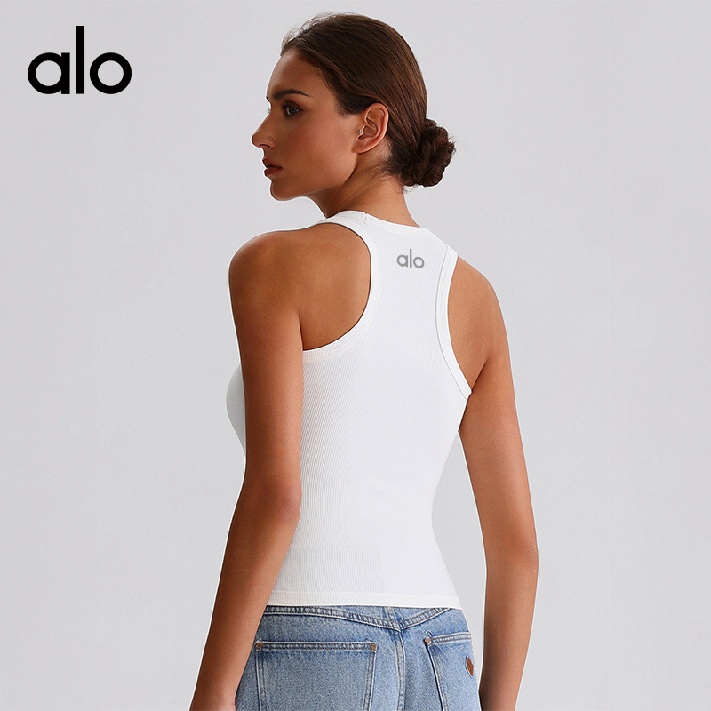 ALO YOGA💰78💎支持一件代发
aloyoga 休闲紧身瑜伽背心训练背心外穿健身上衣
【品牌】ALO 
【款号】BX7002
【面料】锦纶/氨纶
【颜色】白色，贝壳蓝，波尔多红，黑色，红咖色，卡绿色，砾石色，浅棕色，铁灰色，晚蓝色，燕麦色，棕咖色
【尺码】4/S，6/M，8/L，10/XL
 专柜同款品质，厂家直销，货源充足，售后保障