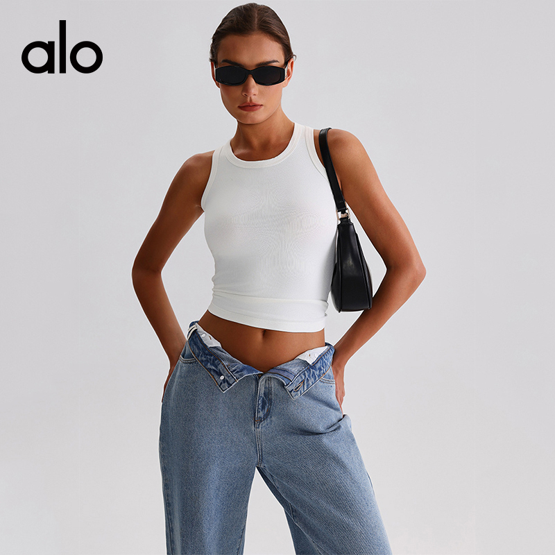 ALO YOGA💰78💎支持一件代发
aloyoga 休闲紧身瑜伽背心训练背心外穿健身上衣
【品牌】ALO 
【款号】BX7002
【面料】锦纶/氨纶
【颜色】白色，贝壳蓝，波尔多红，黑色，红咖色，卡绿色，砾石色，浅棕色，铁灰色，晚蓝色，燕麦色，棕咖色
【尺码】4/S，6/M，8/L，10/XL
 专柜同款品质，厂家直销，货源充足，售后保障