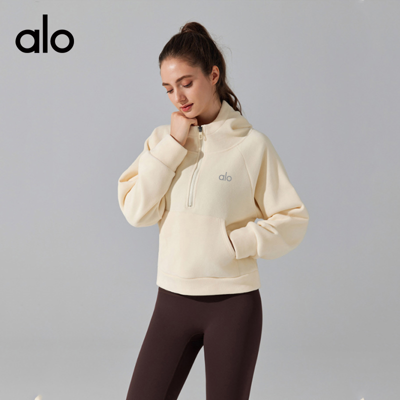 ALO YOGA💰103💎支持一件代发
aloyoga 奥粒绒秋冬宽松连帽瑜伽服加绒加厚运动外套
【品牌】ALO 
【款号】YC330
【面料】聚酯纤维/氨纶
【颜色】藏青色，燕麦奶，奶油杏，焦茶咖
【尺码】S，M，L，XL
 专柜同款品质，厂家直销，货源充足，售后保障