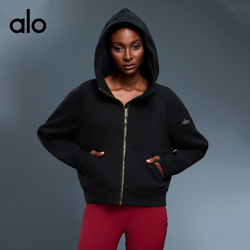 ALO YOGA💰118💎支持一件代发
aloyoga 秋冬加绒带帽卫衣外套女全拉链短款保暖上衣
【品牌】ALO 
【款号】D25130
【面料】棉/涤纶
【颜色】纯橡木，骨白色，黑色，冷灰色，深海蓝
【尺码】2/4，6/8，10/12
 专柜同款品质，厂家直销，货源充足，售后保障