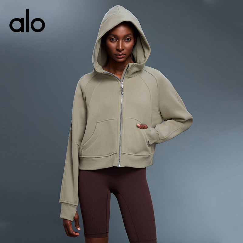 ALO YOGA💰118💎支持一件代发
aloyoga 秋冬加绒带帽卫衣外套女全拉链短款保暖上衣
【品牌】ALO 
【款号】D25130
【面料】棉/涤纶
【颜色】纯橡木，骨白色，黑色，冷灰色，深海蓝
【尺码】2/4，6/8，10/12
 专柜同款品质，厂家直销，货源充足，售后保障