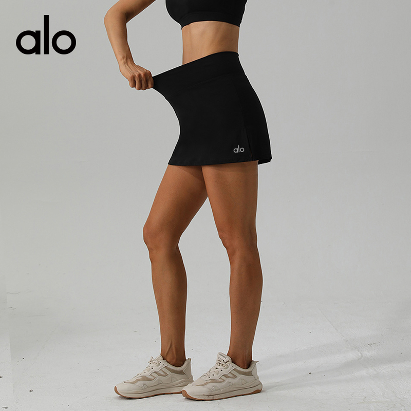 ALO YOGA💰78💎支持一件代发
aloyoga 春夏修身瑜伽短裙透气跑步健身运动网球裙
【品牌】ALO 
【款号】KW243
【面料】锦纶/氨纶
【颜色】白色，竹叶绿，灰蓝色，黑色，冰蓝色
【尺码】S/4，M/6，L/8，XL/10
 专柜同款品质，厂家直销，货源充足，售后保障