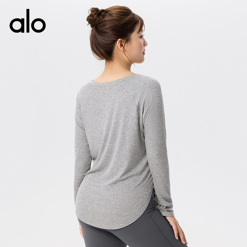 ALO YOGA💰78💎支持一件代发
aloyoga 大码宽松瑜伽服长袖罩衫外穿轻薄透气长袖
【品牌】ALO 
【款号】DWT225661
【面料】氨纶/粘纤
【颜色】白麻灰，黑色，浅麻灰，温莎葡萄酒
【尺码】L，XL，2XL，3XL
 专柜同款品质，厂家直销，货源充足，售后保障