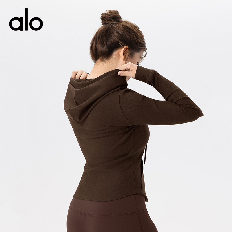 ALO YOGA💰98💎支持一件代发
aloyoga 秋冬抽绳瑜伽长袖大码宽松收腰显瘦健身外套
【品牌】ALO 
【款号】DWZ225659
【面料】棉/粘纤/氨纶
【颜色】山核桃色，咖色，淡云灰，黑色
【尺码】L，XL，2XL，3XL
 专柜同款品质，厂家直销，货源充足，售后保障