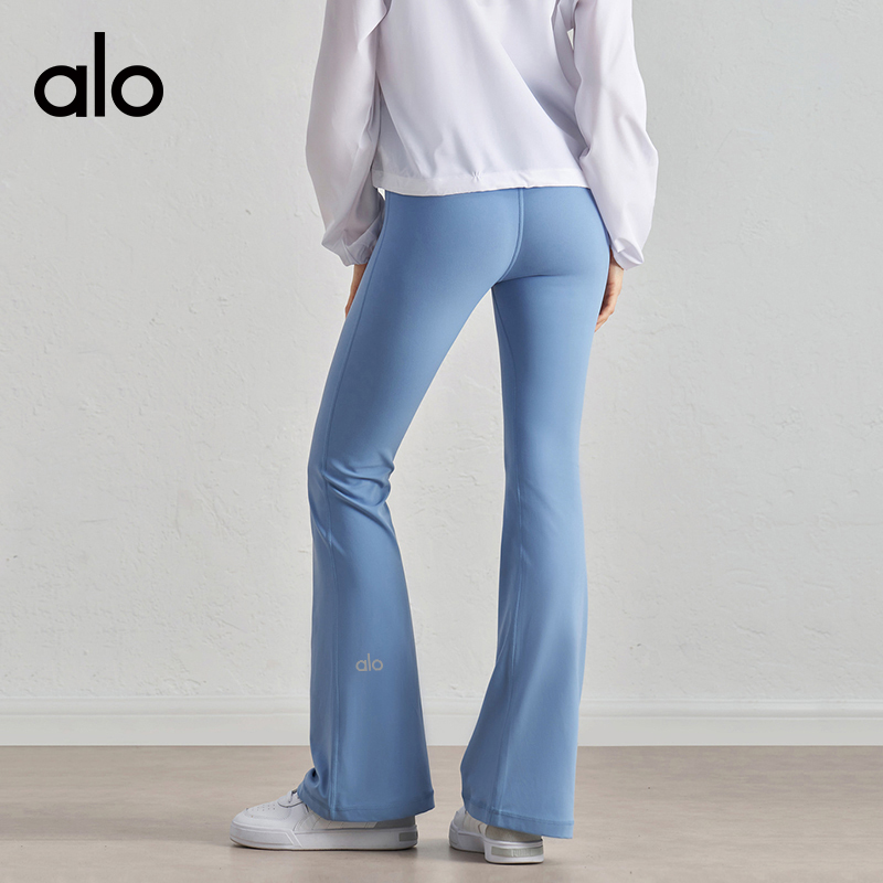 ALO YOGA💰88💎支持一件代发
aloyoga 微喇瑜伽裤均码显瘦高腰提臀舞蹈普拉提健身裤
【品牌】ALO 
【款号】CK1524
【面料】锦纶/氨纶
【颜色】白蛋白，海军蓝，石墨灰，蓝柳色
【尺码】均码
 专柜同款品质，厂家直销，货源充足，售后保障