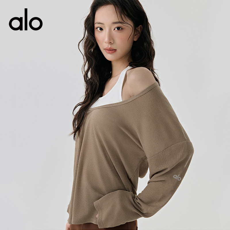 ALOYOGA 💰78💎支持一件代发
aloyoga 高级感透气长袖普拉提瑜伽服运动衫罩上衣
【品牌】AlO
【款号】DWI125620
【面料】聚酯纤维/粘纤
【颜色】Baby蓝（单罩衫），黑色（单罩衫），亮白色（单罩衫），陶灰褐色（单罩衫），雾霾粉（单罩衫），香芋紫（单罩衫）
【尺码】S，M，L，XL
 专柜同款品质，厂家直销，货源充足，售后保障