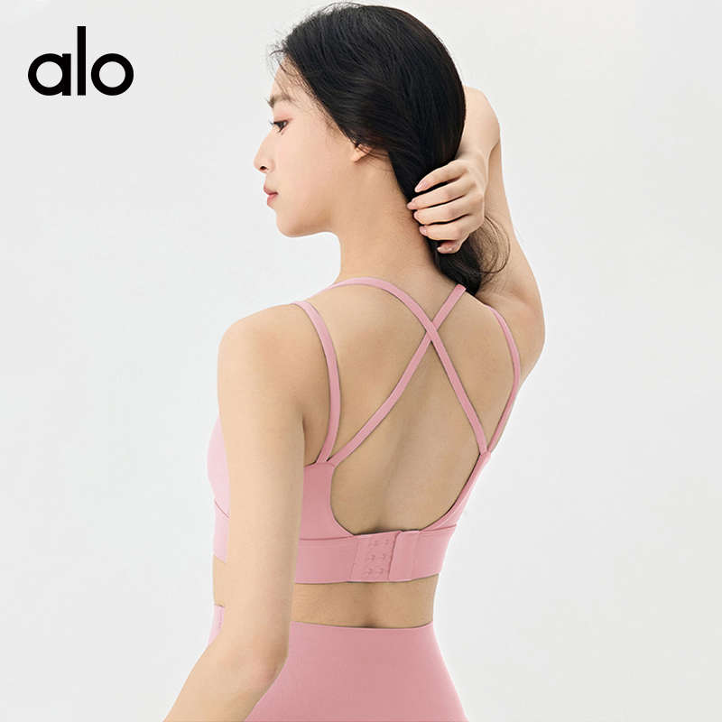 ALO YOGA💰80💎支持一件代发
aloyoga 细肩带一体式固定杯运动内衣显瘦瑜伽文胸
【品牌】ALO 
【款号】DSB602
【面料】锦纶/氨纶
【颜色】粉米色，海岩灰，黑色，卡其色，浅雾紫，蔚蓝海岸，象牙白
【尺码】S，M，L，XL
 专柜同款品质，厂家直销，货源充足，售后保障