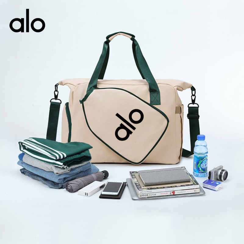 ALO YOGA💰83💎支持一件代发
aloyoga 防水运动包大容量干湿分离羽毛球健身收纳包
【品牌】ALO 
【款号】STB2501
【面料】牛津布
【颜色】浅卡其，灰色，米白色，黑色
【尺码】均码
 专柜同款品质，厂家直销，货源充足，售后保障