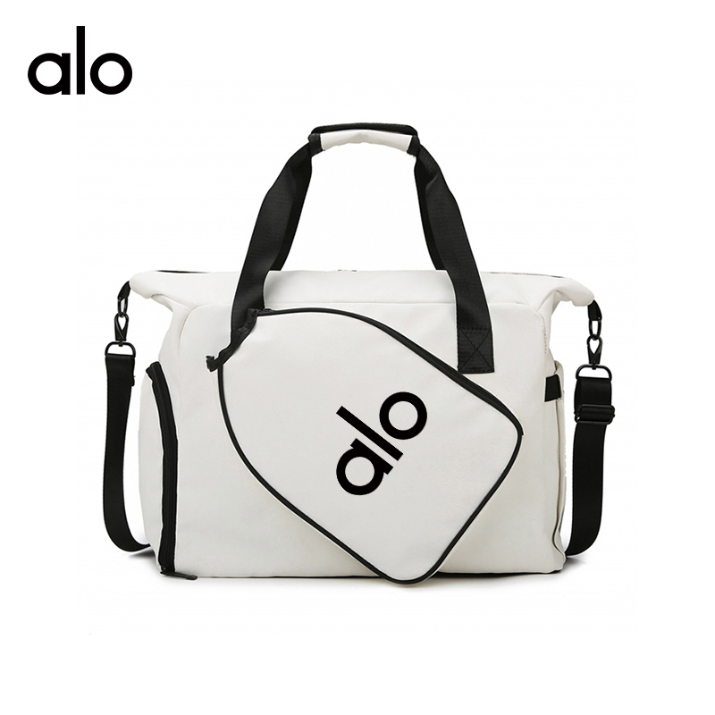 ALO YOGA💰83💎支持一件代发
aloyoga 防水运动包大容量干湿分离羽毛球健身收纳包
【品牌】ALO 
【款号】STB2501
【面料】牛津布
【颜色】浅卡其，灰色，米白色，黑色
【尺码】均码
 专柜同款品质，厂家直销，货源充足，售后保障