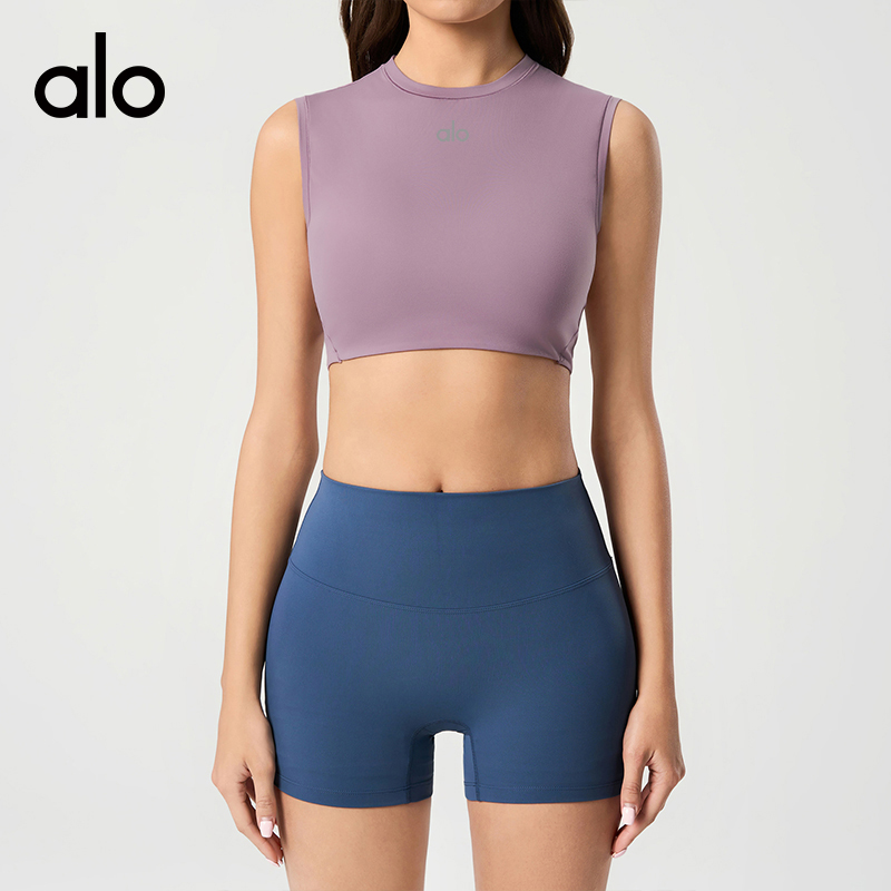 ALO YOGA💰78💎支持一件代发
aloyoga 无胸垫短款裸感运动背心高圆领百搭无袖瑜伽服
【品牌】ALO 
【款号】DAW157
【面料】锦纶/氨纶
【颜色】黑色，紫罗兰，游牧灰，沙漠色
【尺码】4，6，8，10，12
 专柜同款品质，厂家直销，货源充足，售后保障
