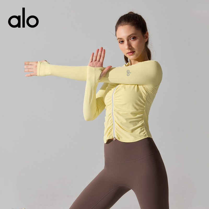 ALO YOGA 💰83💎支持一件代发
aloyoga 速干轻薄长袖连帽拉链健身瑜伽服修身跑步外套
【品牌】AlO
【款号】YC417
【面料】锦纶/氨纶
【颜色】白色，水洗黄，麻灰色，黑色
【尺码】S，M，L，XL
 专柜同款品质，厂家直销，货源充足，售后保障