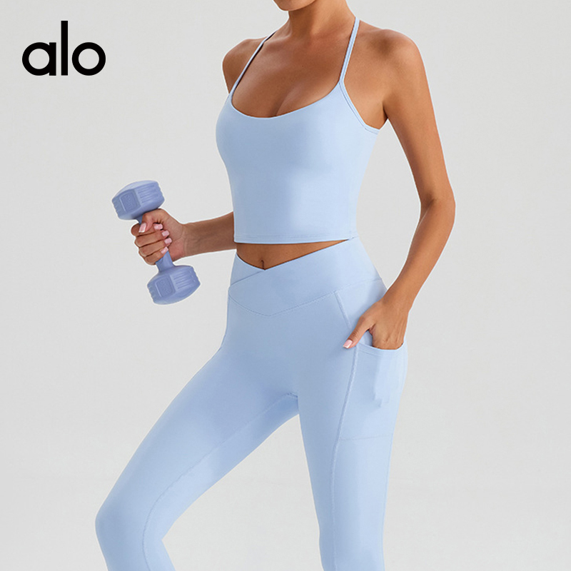 ALO YOGA 💰83💎支持一件代发
aloyoga 夏季裸感运动内衣女健身上衣外穿吊带背心
【品牌】AlO
【款号】YW572
【面料】锦纶/氨纶
【颜色】黑色，黄色，酒红色，天蓝色，杏色，棕色
【尺码】S/4，M/6，L/8，XL/10
 专柜同款品质，厂家直销，货源充足，售后保障