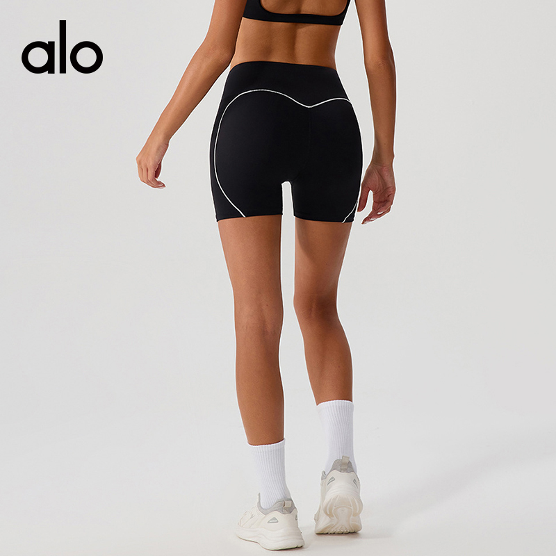 ALO YOGA 💰78💎支持一件代发
aloyoga 条纹撞色提臀瑜伽短裤女高弹外穿运动健身裤
【品牌】AlO
【款号】KW427
【面料】锦纶/氨纶
【颜色】大红色，紫色，黑色，粉色
【尺码】S/4，M/6，L/8，XL/10
 专柜同款品质，厂家直销，货源充足，售后保障