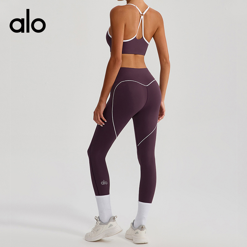 ALO YOGA 💰83💎支持一件代发
aloyoga 撞色高弹提臀运动裤高腰裸感外穿跑步九分裤
【品牌】AlO
【款号】KW429
【面料】锦纶/氨纶
【颜色】大红色，紫色，黑色，粉色
【尺码】S/4，M/6，L/8，XL/10
 专柜同款品质，厂家直销，货源充足，售后保障
