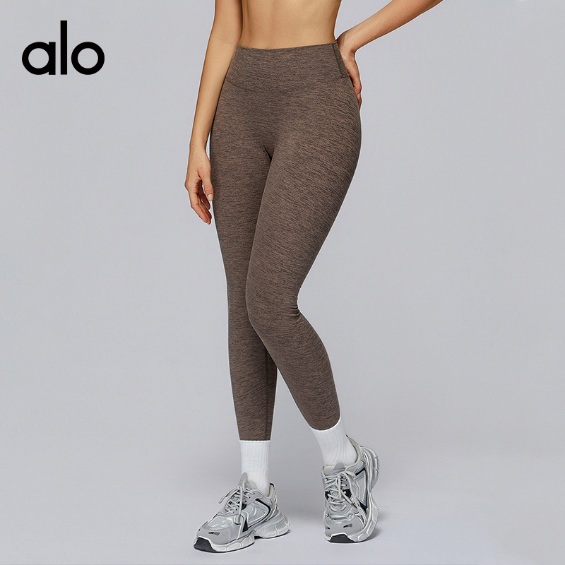 ALO YOGA 💰83💎支持一件代发
aloyoga 磨毛瑜伽高腰速干紧身显瘦运动长裤户外健身服
【品牌】AlO
【款号】ECK4510
【面料】涤纶/氨纶
【颜色】水墨黑，樱花粉，白棕色，大红色，岩石棕，花灰色
【尺码】S，M，L，XL
 专柜同款品质，厂家直销，货源充足，售后保障