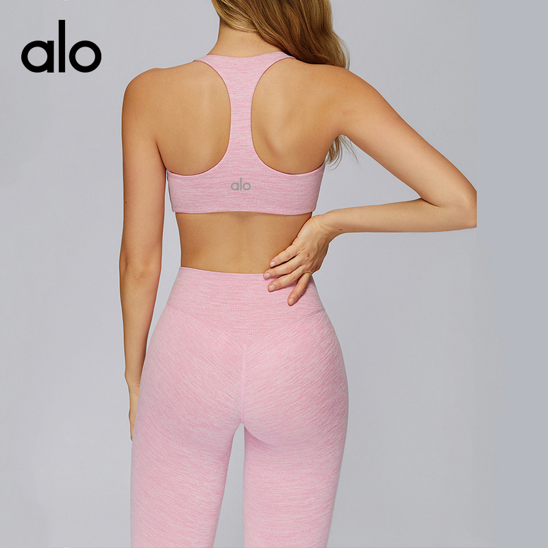 ALO YOGA 💰78💎支持一件代发
aloyoga 磨毛瑜伽文胸户外美背健身紧身休闲运动内衣
【品牌】AlO
【款号】EWX4510-1
【面料】涤纶/氨纶
【颜色】水墨黑，樱花粉，白棕色，大红色，岩石棕，花灰色
【尺码】S，M，L，XL
 专柜同款品质，厂家直销，货源充足，售后保障