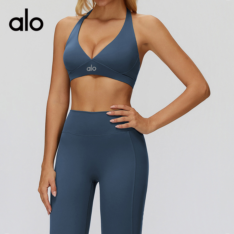 ALO YOGA💰78💎支持一件代发
aloyoga 裸感瑜伽文胸挂脖美背高级感运动内衣健身文胸
【品牌】ALO 
【款号】EWX9308
【面料】锦纶/氨纶
【颜色】高级黑，中灰紫，黑咖啡，灰蓝色
【尺码】S，M，L，XL
 专柜同款品质，厂家直销，货源充足，售后保障