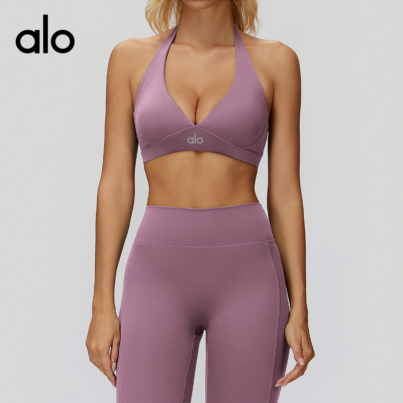 ALO YOGA💰78💎支持一件代发
aloyoga 裸感瑜伽文胸挂脖美背高级感运动内衣健身文胸
【品牌】ALO 
【款号】EWX9308
【面料】锦纶/氨纶
【颜色】高级黑，中灰紫，黑咖啡，灰蓝色
【尺码】S，M，L，XL
 专柜同款品质，厂家直销，货源充足，售后保障