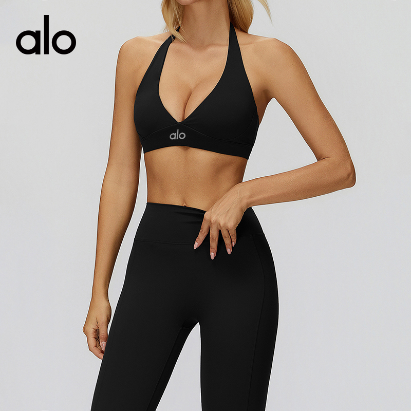 ALO YOGA💰78💎支持一件代发
aloyoga 裸感瑜伽文胸挂脖美背高级感运动内衣健身文胸
【品牌】ALO 
【款号】EWX9308
【面料】锦纶/氨纶
【颜色】高级黑，中灰紫，黑咖啡，灰蓝色
【尺码】S，M，L，XL
 专柜同款品质，厂家直销，货源充足，售后保障