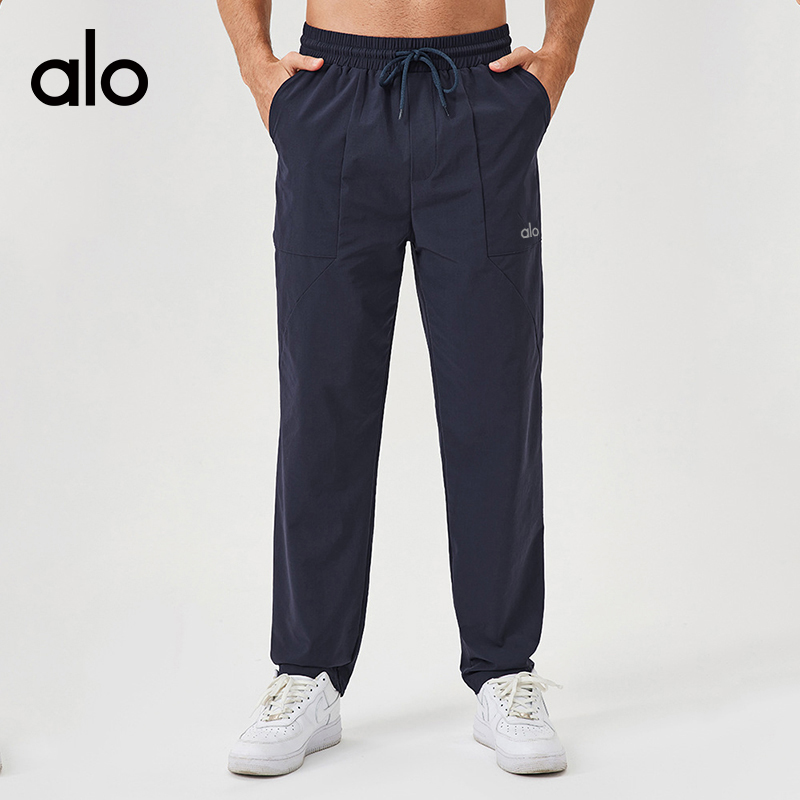 ALO YOGA💰93💎支持一件代发
aloyoga 休闲宽松运动裤直筒速干健身训练长裤
【品牌】ALO 
【款号】CK41346
【面料】锦纶/氨纶
【颜色】卡其色，藏蓝色，灰色，黑色
【尺码】S，M，L，XL，2XL
 专柜同款品质，厂家直销，货源充足，售后保障