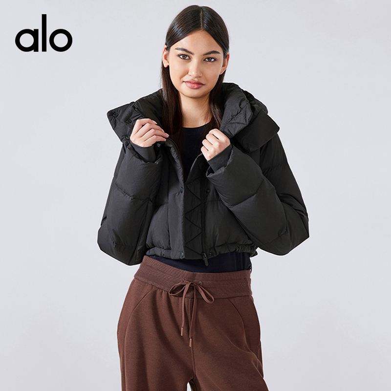 ALOYOGA 💰258💎支持一件代发
aloyoga 短款冬季保暖可拆卸连帽轻薄防风立领运动外套
【品牌】AlO
【款号】DAW161
【面料】梭织
【颜色】银滴灰，浅驼色，烤棕色，黑色
【尺码】4，6，8，10，12
 专柜同款品质，厂家直销，货源充足，售后保障