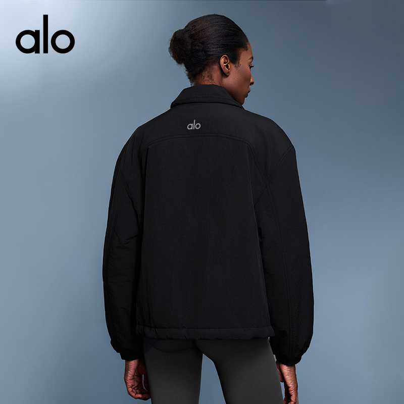 ALOYOGA 💰248💎支持一件代发
aloyoga 秋冬季轻便保暖夹棉翻领棉服夹克棉衣通勤外套
【品牌】AlO
【款号】D25124
【面料】尼龙
【颜色】黑色，骨白色，纯橡木
【尺码】4，6，8，10，12
 专柜同款品质，厂家直销，货源充足，售后保障