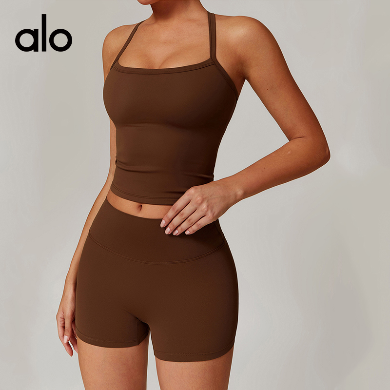 ALOYOGA 💰83💎支持一件代发
aloyoga 磨毛美背瑜伽上衣速干健身外穿跑步运动背心
【品牌】AlO
【款号】CBX8519
【面料】锦纶/氨纶
【颜色】鹅黄色，高级黑，徽章蓝，酱紫色，罗勒绿，骆驼棕，摩卡棕，巧克力棕，霜灰色，天空蓝，樱花粉，樱桃红，珍珠灰
【尺码】S，M，L，XL
 专柜同款品质，厂家直销，货源充足，售后保障