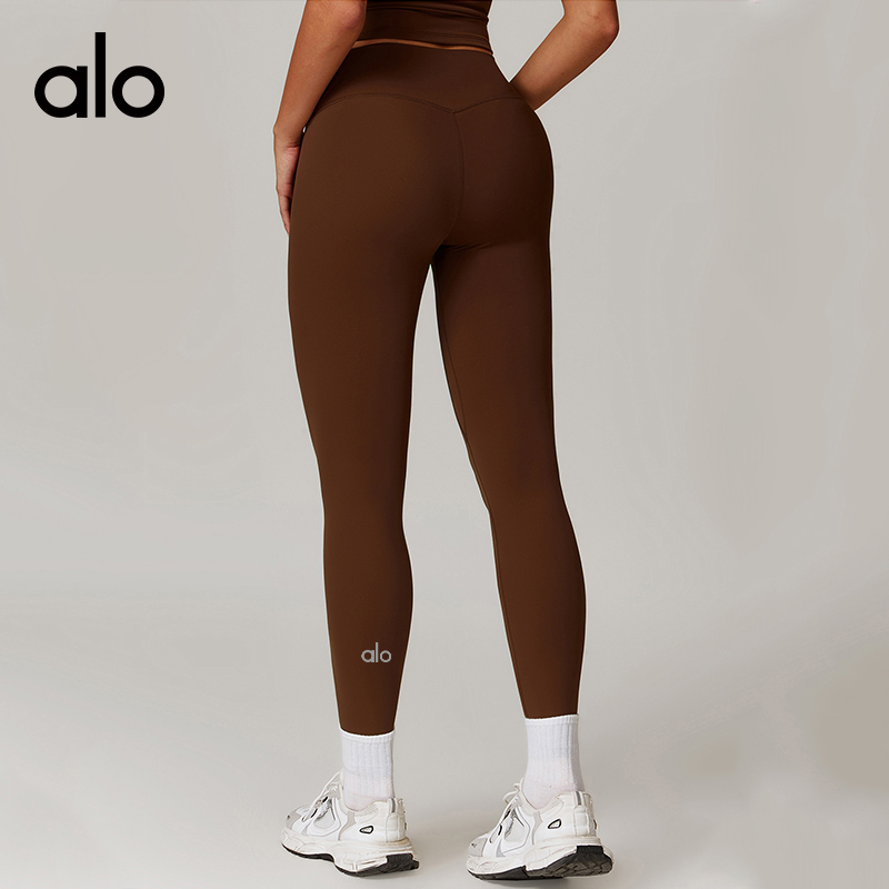 ALOYOGA 💰88💎支持一件代发
aloyoga 高腰提臀磨毛瑜伽裤女显瘦外穿跑步速干健身裤
【品牌】AlO
【款号】CCK8519
【面料】锦纶/氨纶
【颜色】鹅黄色，高级黑，徽章蓝，酱紫色，罗勒绿，骆驼棕，蜜桃粉，摩卡棕，牡丹红，巧克力棕，茄紫色，树莓红，霜灰色，天空蓝，樱花粉，樱桃红，珍珠灰
【尺码】S，M，L，XL
 专柜同款品质，厂家直销，货源充足，售后保障