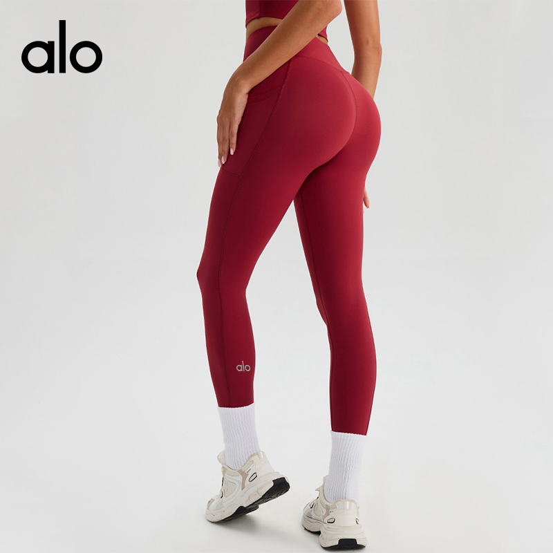 ALOYOGA 💰88💎支持一件代发
aloyoga 夏季高腰交叉瑜伽长裤裸感速干外口袋运动长裤
【品牌】AlO
【款号】KW441
【面料】锦纶/氨纶
【颜色】黑色，棕色，天蓝色，酒红色，杏色，黄色
【尺码】S/4，M/6，L/8，XL/10
 专柜同款品质，厂家直销，货源充足，售后保障