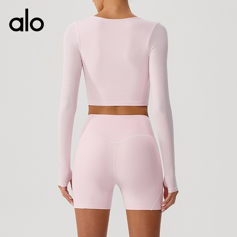 ALOYOGA 💰78💎支持一件代发
aloyoga 秋冬裸感瑜伽服长袖套手指舞蹈普拉提上衣
【品牌】AlO
【款号】YW554
【面料】锦纶/氨纶
【颜色】大红色，紫色，黑色，粉色
【尺码】S/4，M/6，L/8，XL/10
 专柜同款品质，厂家直销，货源充足，售后保障