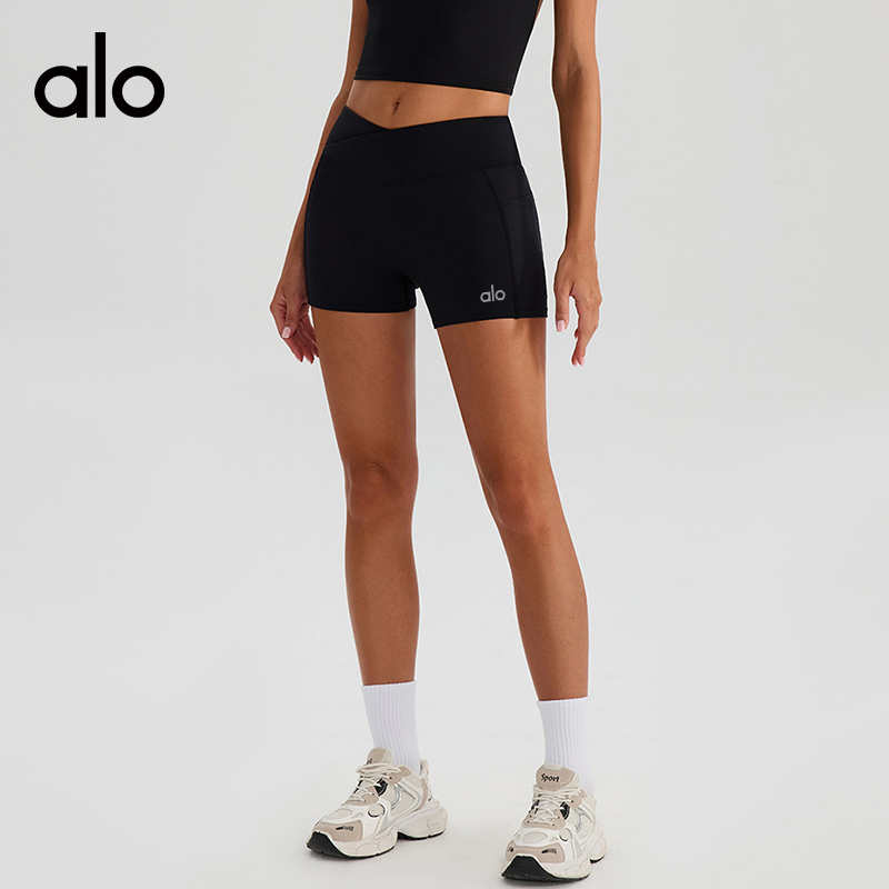 ALOYOGA 💰78💎支持一件代发
aloyoga 夏季裸感瑜伽运动短裤户外双侧口袋速干短裤
【品牌】AlO
【款号】KW439
【面料】锦纶/氨纶
【颜色】黑色，棕色，天蓝色，酒红色，杏色，黄色
【尺码】S/4，M/6，L/8，XL/10
 专柜同款品质，厂家直销，货源充足，售后保障