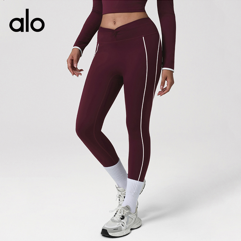 ALOYOGA 💰279💎支持一件代发
aloyoga 秋冬圆领裸感长袖T恤露背短款瑜伽服健身套装
巨峰紫（上衣）：78
巨峰紫（外套）：108
巨峰紫（长裤）：93
【品牌】AlO
【款号】TZ0004
【面料】锦纶/氨纶
【颜色】巨峰紫（上衣），巨峰紫（外套），巨峰紫（长裤）
【尺码】S，M，L，XL
 专柜同款品质，厂家直销，货源充足，售后保障