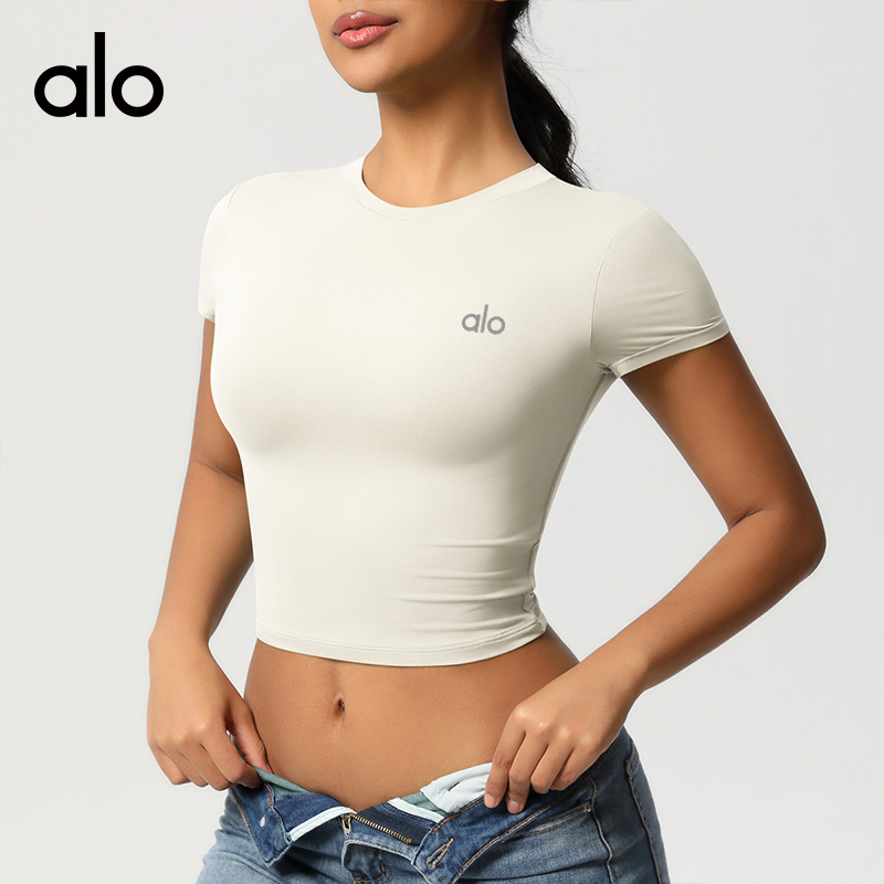 ALO YOGA💰78💎支持一件代发
aloyoga 休闲百搭紧身速干健身上衣短款运动T恤瑜伽服
【品牌】ALO 
【款号】DX7088
【面料】锦纶/氨纶
【颜色】黑色，海军蓝，板栗色，浅象牙，蓝灰色，酒红色
【尺码】S，M，L，XL
 专柜同款品质，厂家直销，货源充足，售后保障