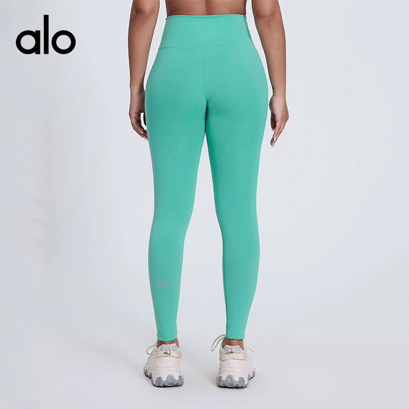 ALO YOGA💰83💎支持一件代发
aloyoga 裸感高腰提臀健身训练九分裤舞蹈纯色弹力运动裤
【品牌】ALO 
【款号】CK5038
【面料】锦纶/氨纶
【颜色】藏蓝色，大地色，番茄红，翻糖粉，粉白色，格林绿，果酱红，果壳棕，黑色，橘红色，蓝紫色，玛瑙青，浓咖色，青石蓝，晴空蓝，软玉绿，奢华红，铁矿色，晚霞橙，夏普绿，杏味白兰地，烟雾灰，夜幕紫
【尺码】4/S，6/M，8/L，10/XL
 专柜同款品质，厂家直销，货源充足，售后保障