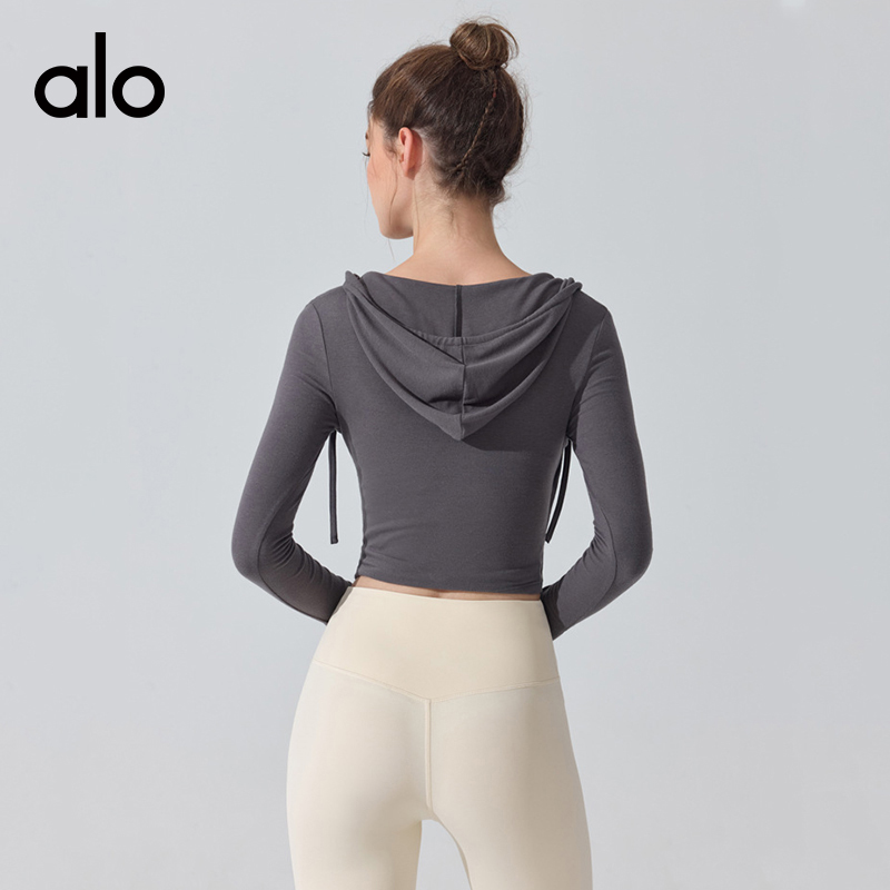 ALO YOGA💰78💎支持一件代发
aloyoga 连帽长袖瑜伽服收腰显瘦跑步运动罩衫透气健身上衣
【品牌】ALO 
【款号】YC428
【面料】聚酯纤维/粘纤，氨纶
【颜色】红咖啡，深灰色，浅蓝色，米杏色
【尺码】S，M，L，XL
 专柜同款品质，厂家直销，货源充足，售后保障