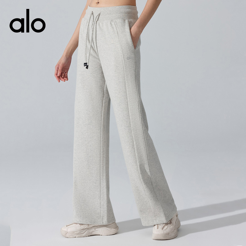 ALO YOGA💰103💎支持一件代发
aloyoga 加绒长裤瑜伽裤宽松高腰直筒休闲运动阔腿裤
【品牌】ALO 
【款号】YK447
【面料】棉/聚酯纤维
【颜色】白麻灰，奶油杏，海军蓝，冷萃棕，烟熏粉
【尺码】S，M，L，XL
 专柜同款品质，厂家直销，货源充足，售后保障