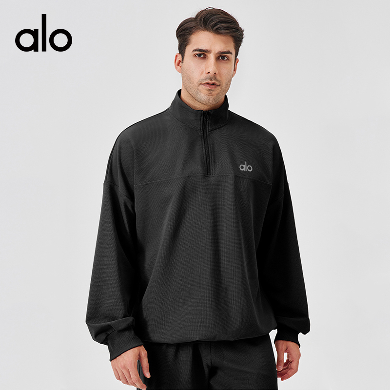 ALO YOGA💰103💎支持一件代发
aloyoga 休闲男士运动卫衣宽松立领跑步长袖半拉链健身服
【品牌】ALO 
【款号】CX41521
【面料】棉/涤纶/氨纶
【颜色】卡其棕，浅驼色，黑色，花灰色
【尺码】S，M，L，XL，XXL
 专柜同款品质，厂家直销，货源充足，售后保障