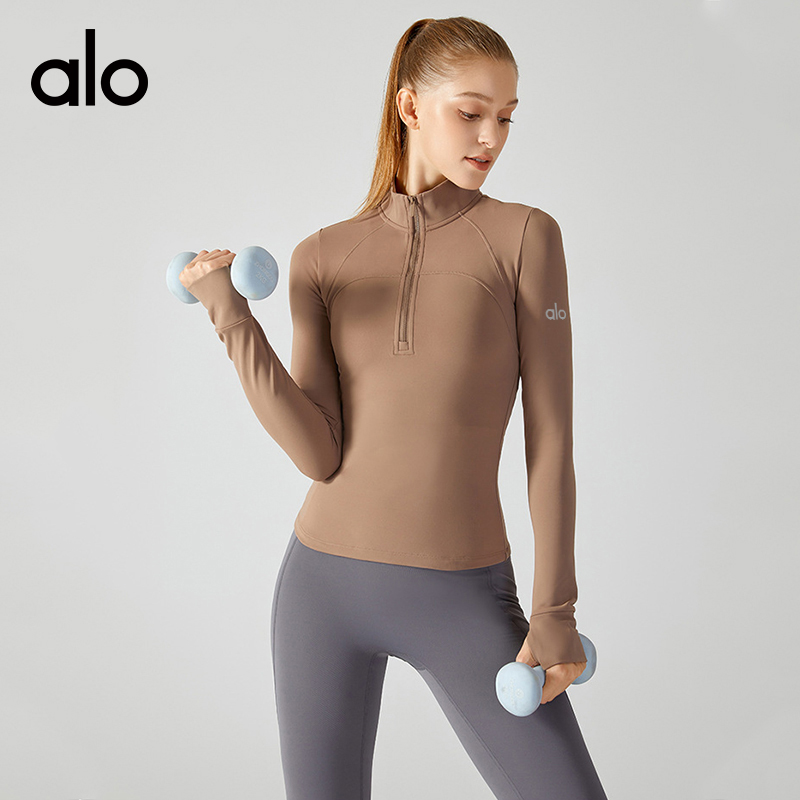 ALO YOGA 💰98💎支持一件代发
aloyoga 立领加绒瑜伽服上衣长袖修身健身运动外套
【品牌】AlO
【款号】YC180
【面料】涤纶/氨纶
【颜色】黑色，可可色，钛灰色，海军蓝
【尺码】S，M，L，XL
 专柜同款品质，厂家直销，货源充足，售后保障