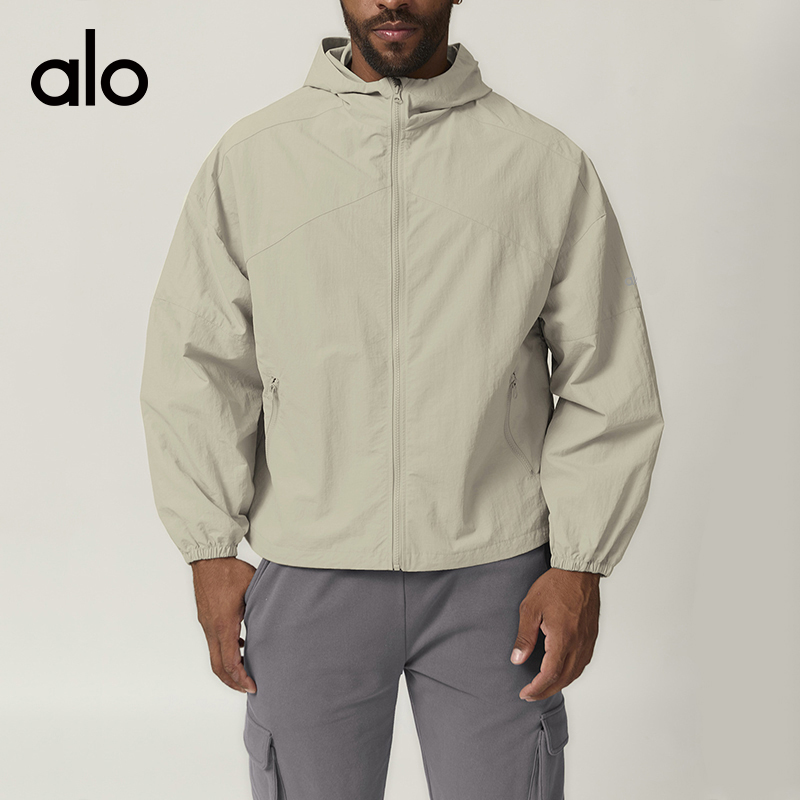 ALO YOGA 💰148💎支持一件代发
aloyoga 美式拉链防风连帽外套徒步野营夹克冲锋衣
【品牌】AlO
【款号】DWT1024
【面料】锦纶
【颜色】高级黑，深灰色，冷月色，棕灰色
【尺码】S，M，L，XL
 专柜同款品质，厂家直销，货源充足，售后保障