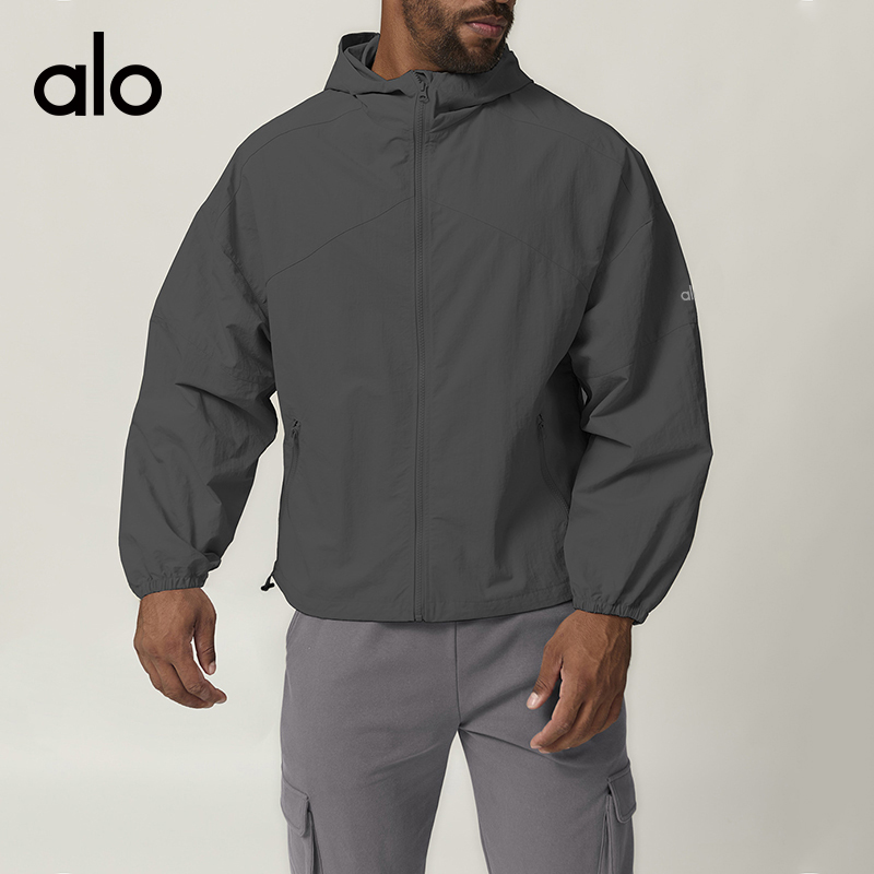 ALO YOGA 💰148💎支持一件代发
aloyoga 美式拉链防风连帽外套徒步野营夹克冲锋衣
【品牌】AlO
【款号】DWT1024
【面料】锦纶
【颜色】高级黑，深灰色，冷月色，棕灰色
【尺码】S，M，L，XL
 专柜同款品质，厂家直销，货源充足，售后保障