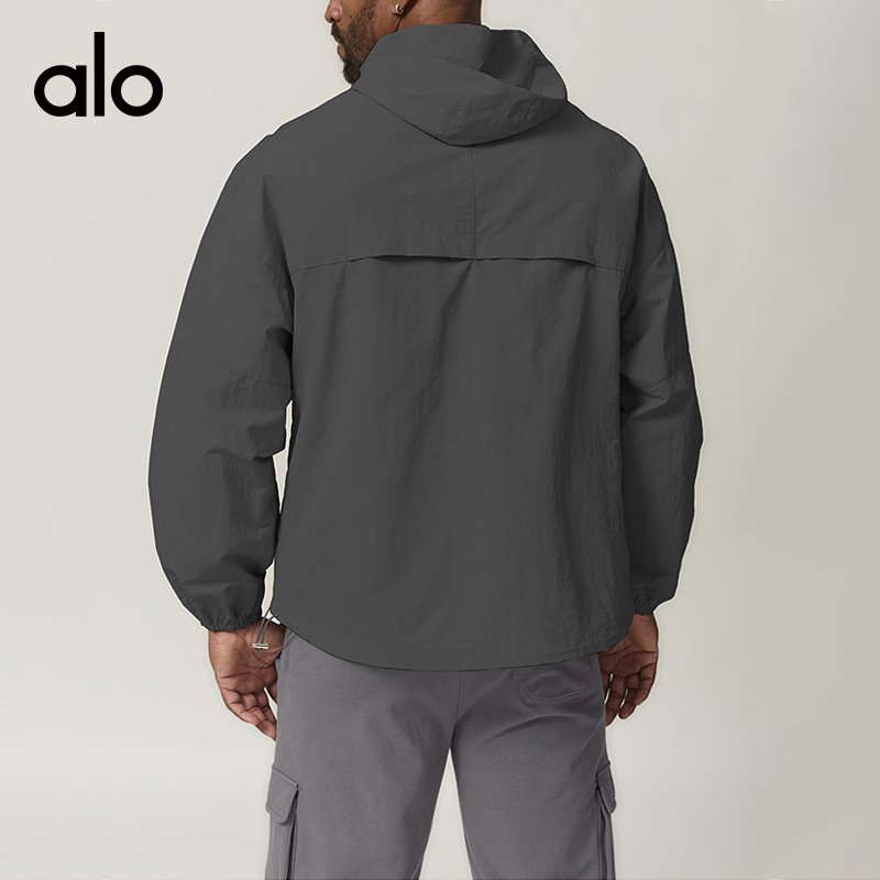 ALO YOGA 💰148💎支持一件代发
aloyoga 美式拉链防风连帽外套徒步野营夹克冲锋衣
【品牌】AlO
【款号】DWT1024
【面料】锦纶
【颜色】高级黑，深灰色，冷月色，棕灰色
【尺码】S，M，L，XL
 专柜同款品质，厂家直销，货源充足，售后保障