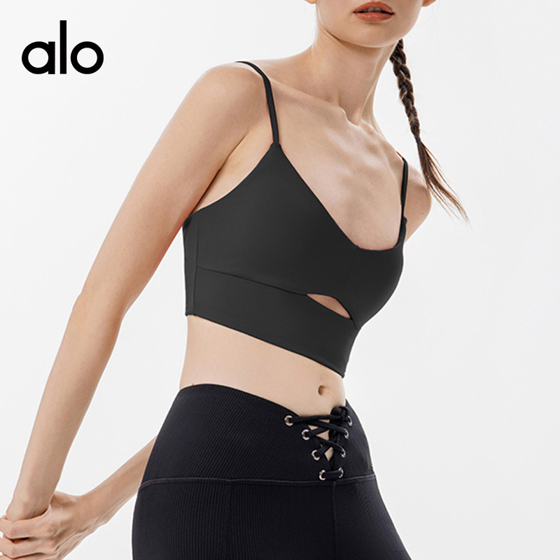 ALO YOGA💰83💎支持一件代发
aloyoga 裸感美背瑜伽内衣速干细肩带健身运动吊带背心
【品牌】ALO 
【款号】QS24381
【面料】聚酯纤维/氨纶
【颜色】黑色，灰色，红色
【尺码】S，M，L
 专柜同款品质，厂家直销，货源充足，售后保障