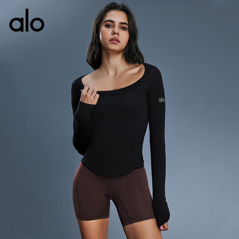 ALO YOGA💰83💎支持一件代发
aloyoga 莫代尔简约百搭长袖t恤修身显瘦亲肤透气瑜伽服
【品牌】ALO 
【款号】D25181
【面料】莫代尔/氨纶
【颜色】骨白色，麻花灰，黑色
【尺码】4，6，8，10，12
 专柜同款品质，厂家直销，货源充足，售后保障