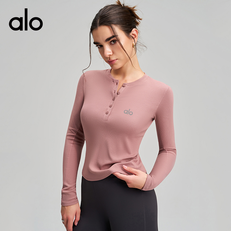 ALO YOGA💰78💎支持一件代发
aloyoga 裸感长袖上衣修身显瘦运动瑜伽服跑步健身长袖
【品牌】ALO 
【款号】CX5021
【面料】粘胶纤维/氨纶
【颜色】暮色玫瑰，浓缩咖啡，浅花灰，骨白色，时尚黑
【尺码】S，M，L，XL
 专柜同款品质，厂家直销，货源充足，售后保障
