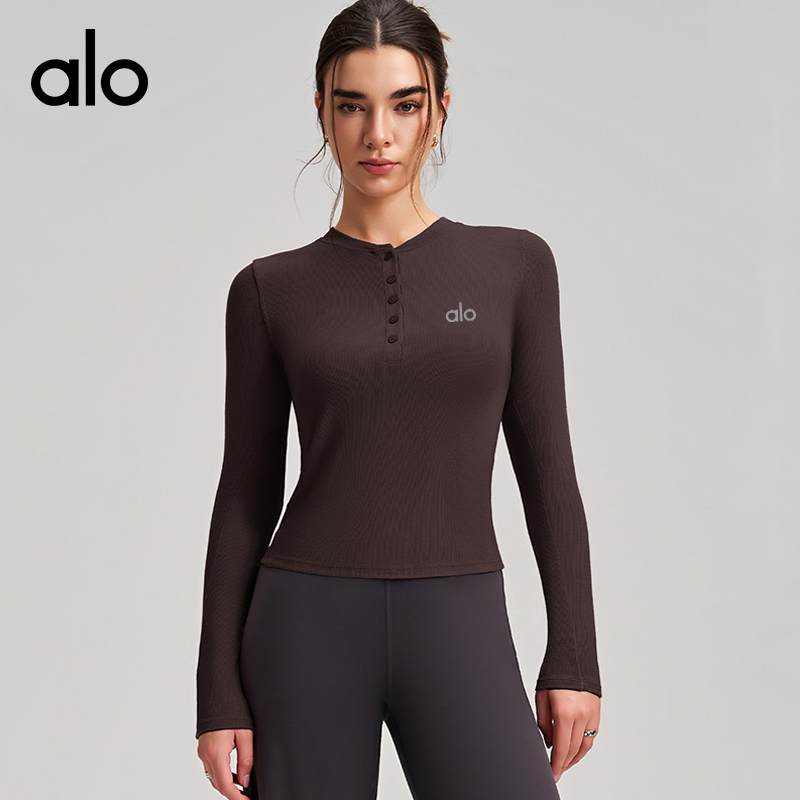 ALO YOGA💰78💎支持一件代发
aloyoga 裸感长袖上衣修身显瘦运动瑜伽服跑步健身长袖
【品牌】ALO 
【款号】CX5021
【面料】粘胶纤维/氨纶
【颜色】暮色玫瑰，浓缩咖啡，浅花灰，骨白色，时尚黑
【尺码】S，M，L，XL
 专柜同款品质，厂家直销，货源充足，售后保障